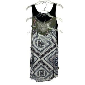 Maurices Women’s Sleeveless Tank Tops Lot/3 Multi Colors 1 XS/2 Small Stretch